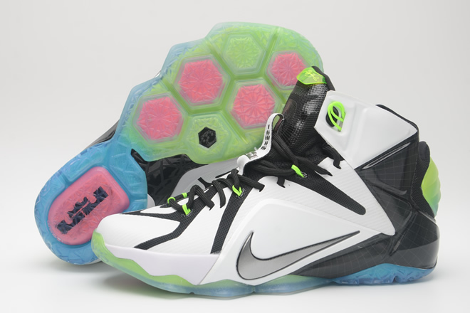 LeBron James Shoes 12-07